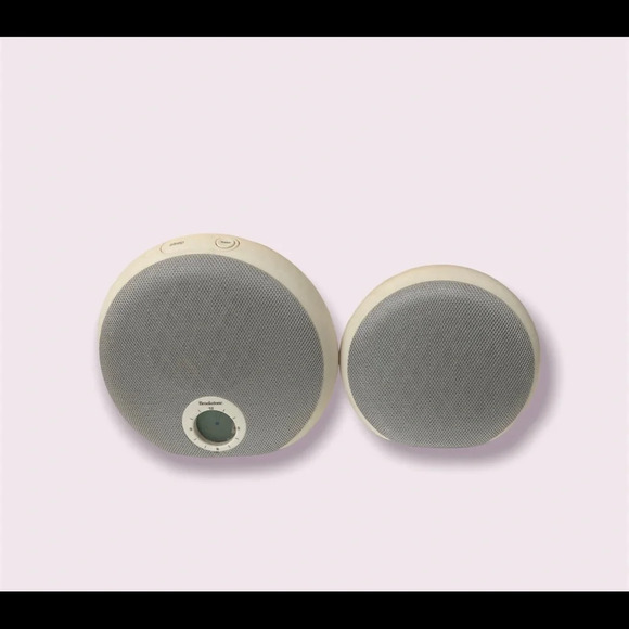 Brookstone Relaxing Sound Machine - Picture 1 of 6